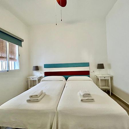 Acogedor Apt 8Pax 4Bdr 2Bth- Cozyhomesevilla2 Zewnętrze zdjęcie