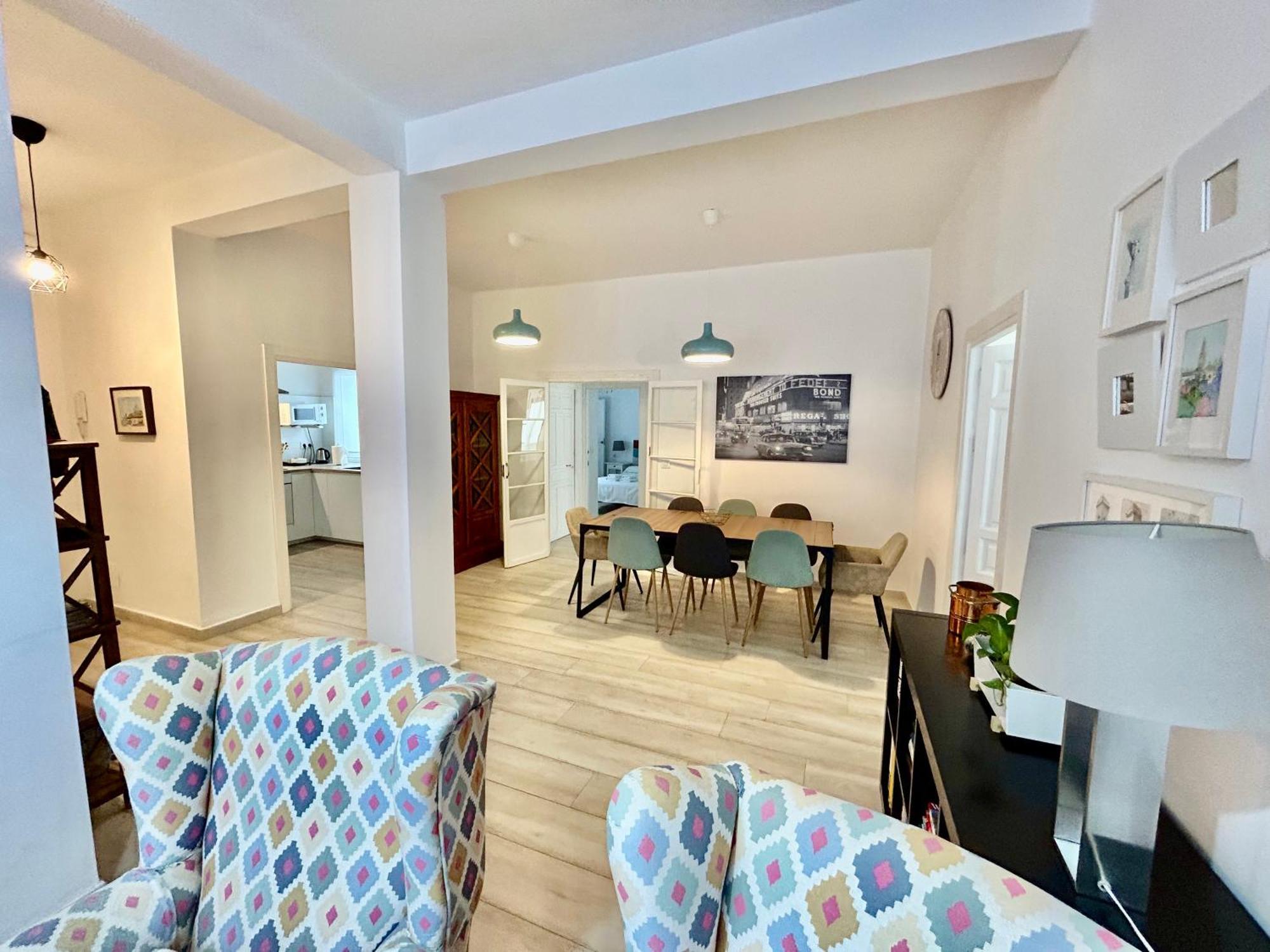 Acogedor Apt 8Pax 4Bdr 2Bth- Cozyhomesevilla2 Zewnętrze zdjęcie