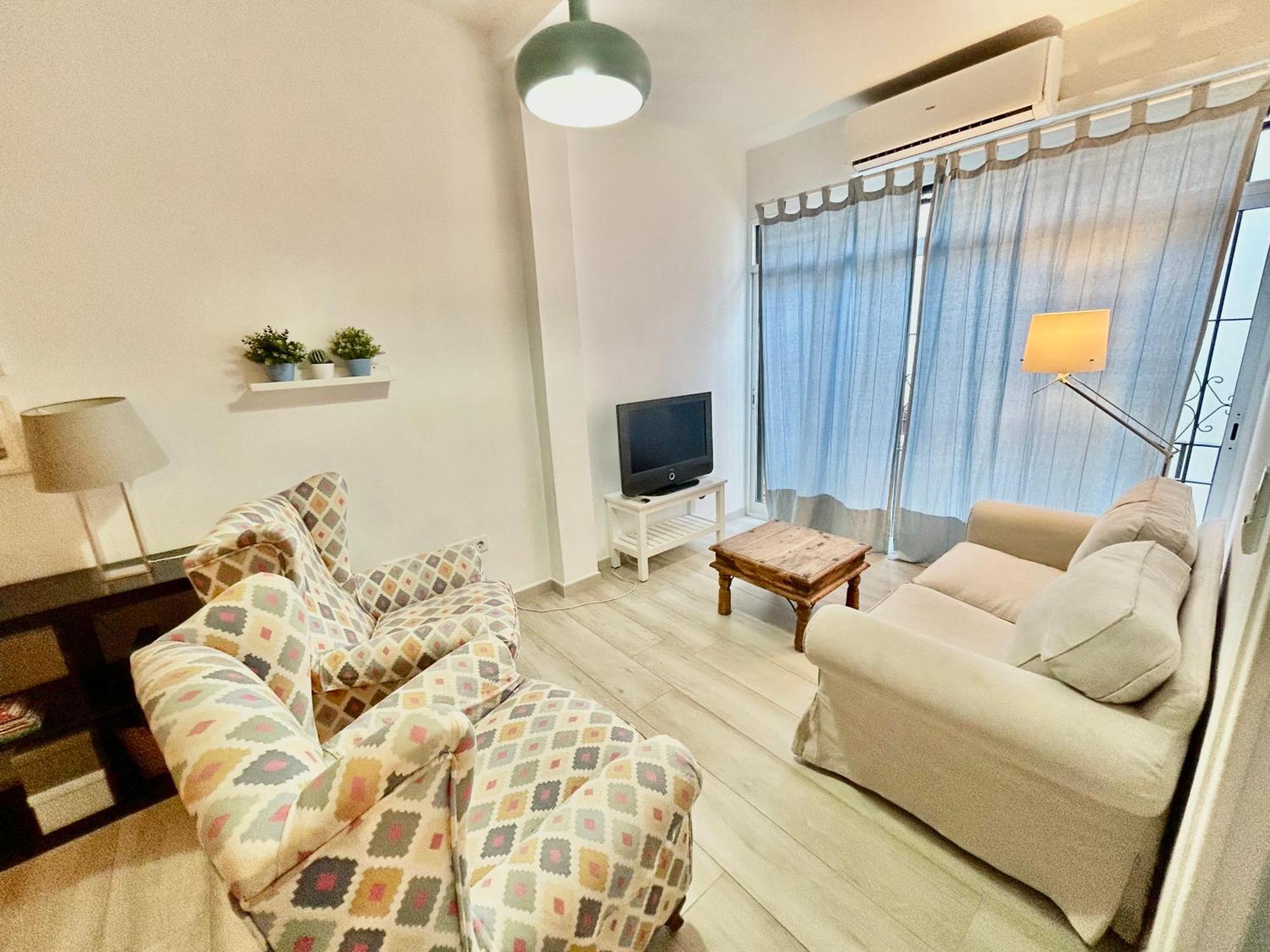 Acogedor Apt 8Pax 4Bdr 2Bth- Cozyhomesevilla2 Zewnętrze zdjęcie
