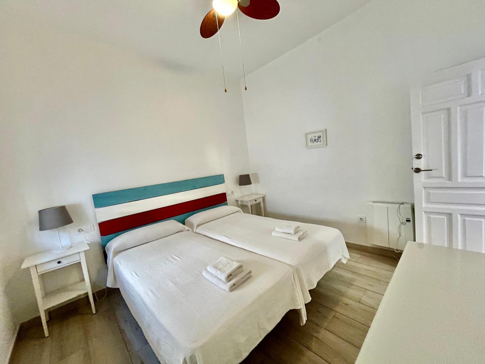 Acogedor Apt 8Pax 4Bdr 2Bth- Cozyhomesevilla2 Zewnętrze zdjęcie